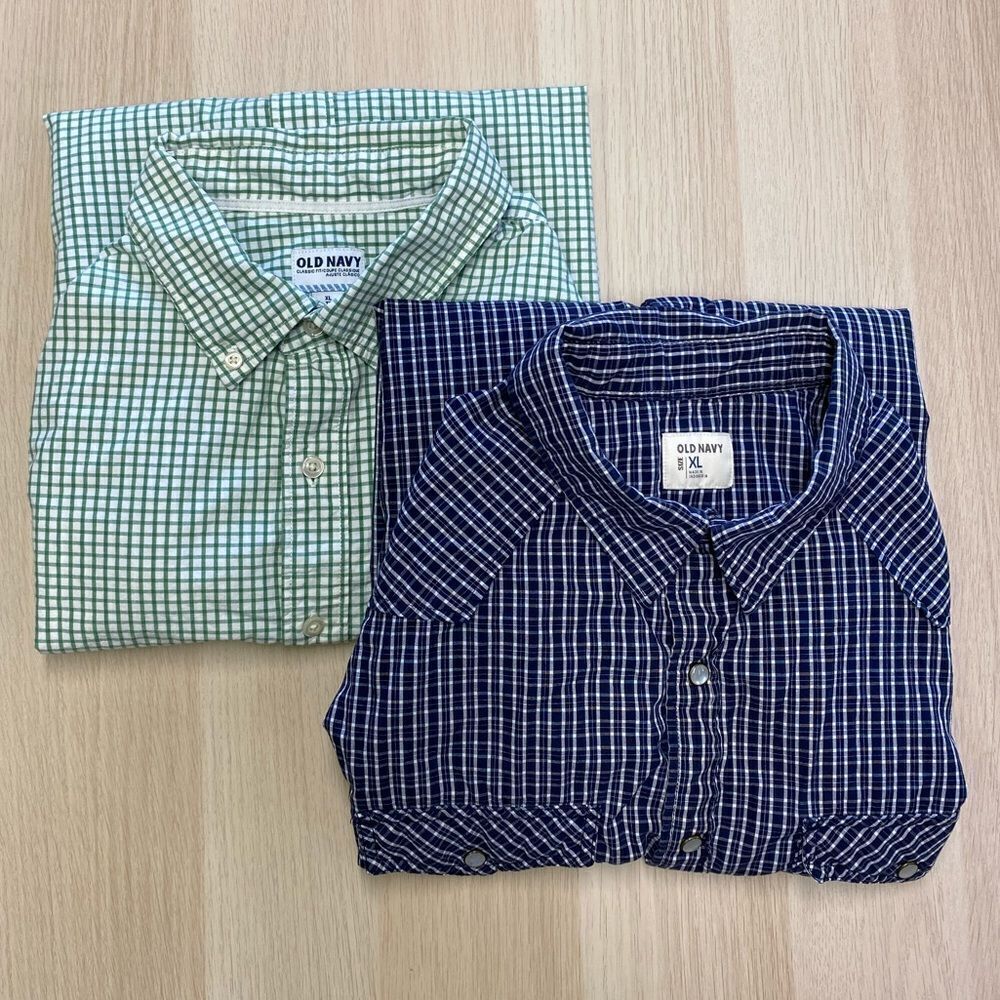 Old Navy Bundle Of Two Men’s Shirts, Size XL